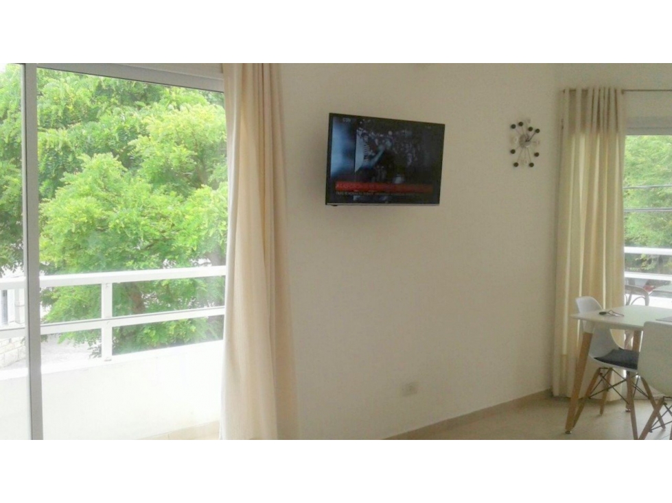 ALQUILER POR TEMPORADA - A DOS CUADRAS DEL MAR, CON BALCÓN Y WIFI — foto 4