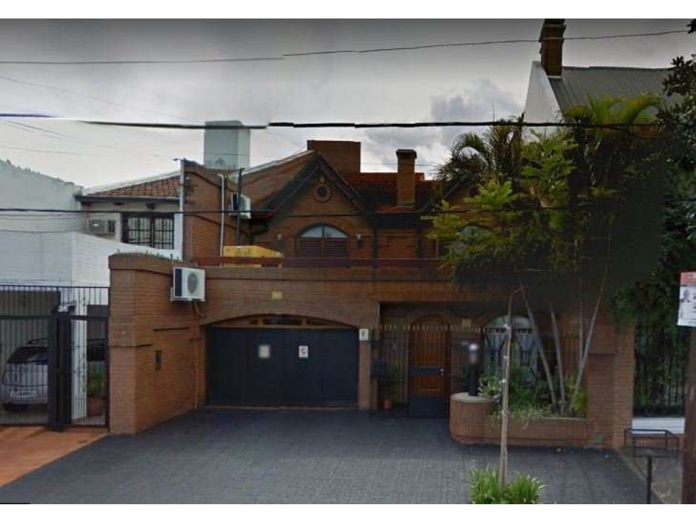 VENDO IMPONENTE CASA CÉNTRICA, POSADAS. - 1