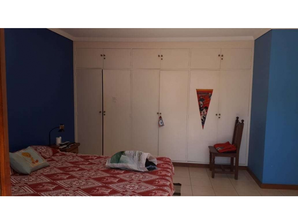 VENDO IMPONENTE CASA CÉNTRICA, POSADAS. - 5