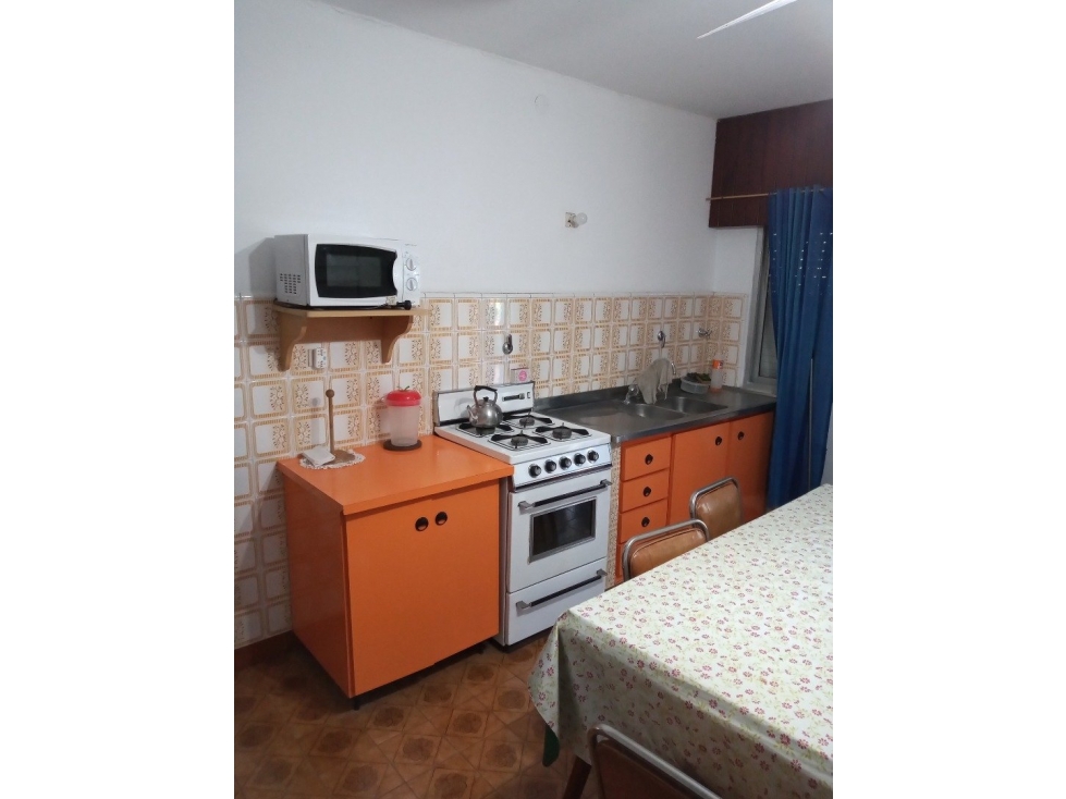 Departamento a 1 cuadra y media del mar - 4