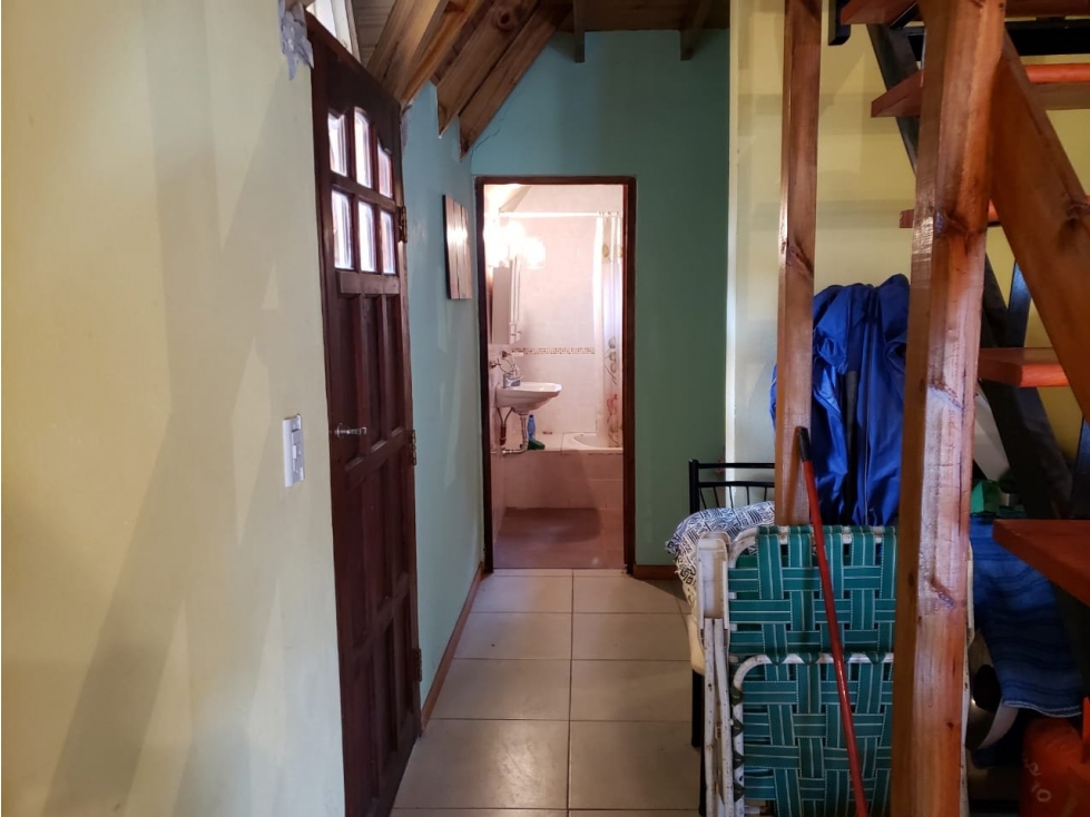 CASA ESTILO CABAÑA EN EXCELENTE ZONA DE VALERIA DEL MAR — foto 5