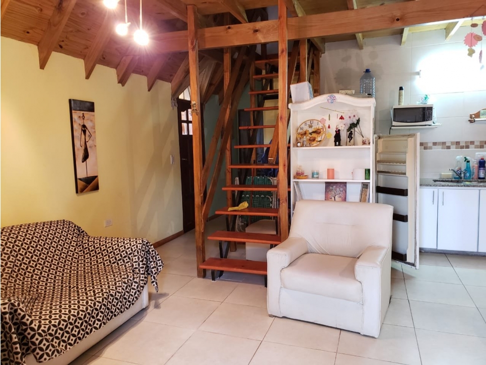 CASA ESTILO CABAÑA EN EXCELENTE ZONA DE VALERIA DEL MAR — foto 4