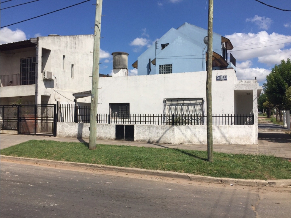 ABDALA 3495, esquina Moldes, Isidro Casanova. Apto Crédito - 1