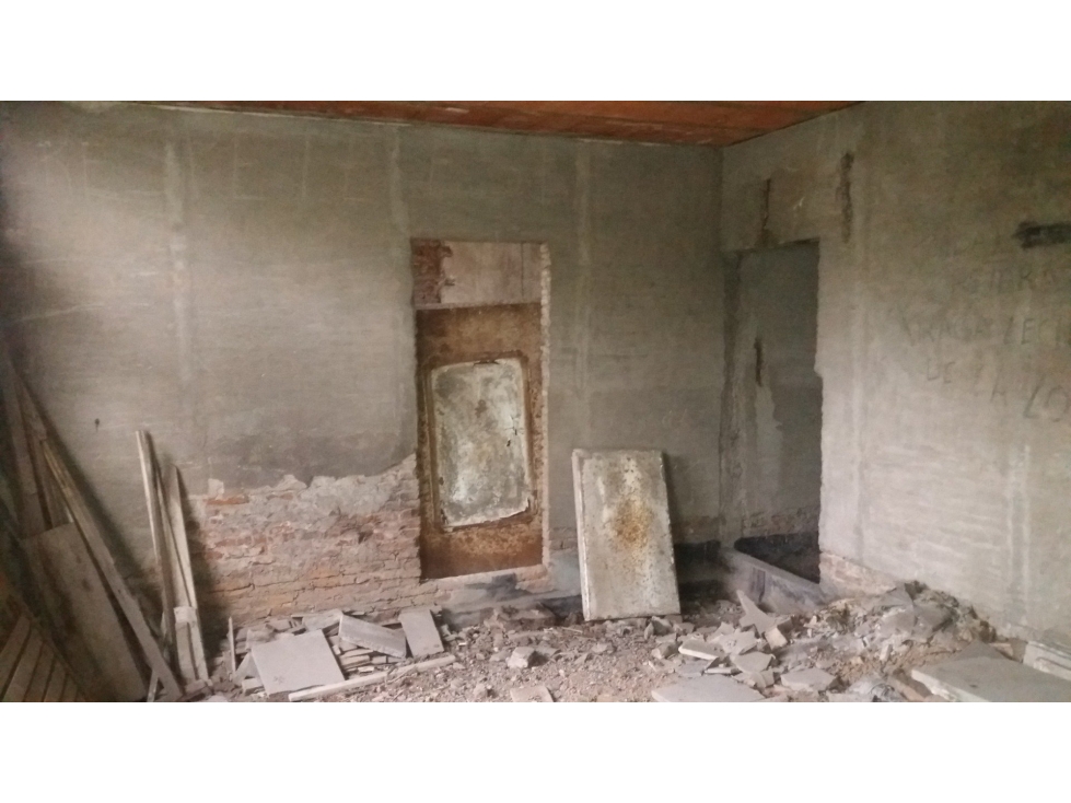 MÁRMOL, entre Sarratea y Pampa. Vivienda en construcción - 5
