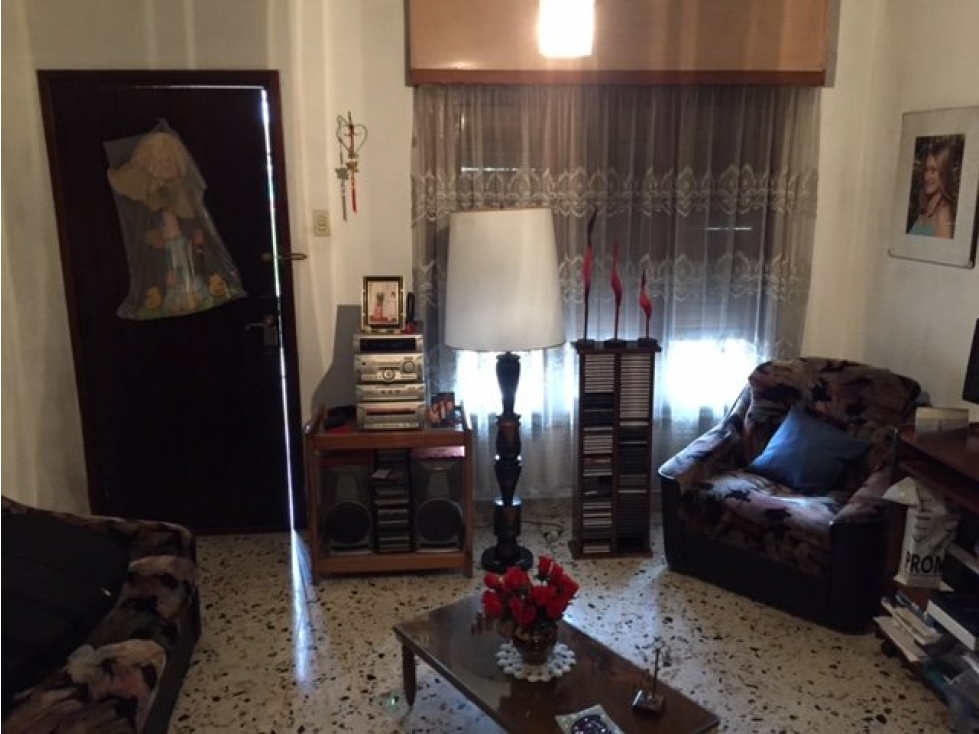 GALLI 55, entre Lavallol y Cristianía, Isidro Casanova, Oeste — foto 2