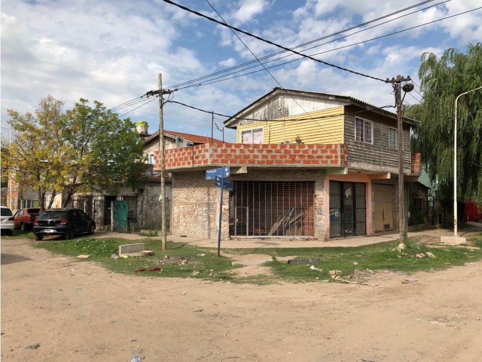 TORNQUIST 2213, esquina Lafuente, Isidro Casanova — foto 2