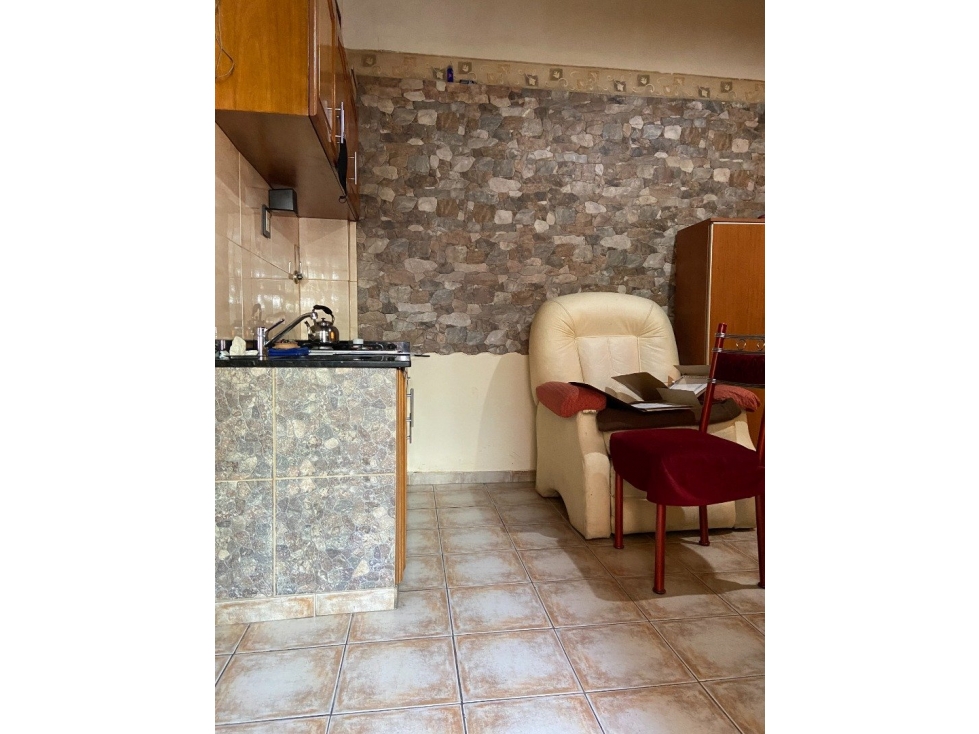 AV. POLLEDO 198, esquina Albarracín, Isidro Casanova, La Matanza - 4