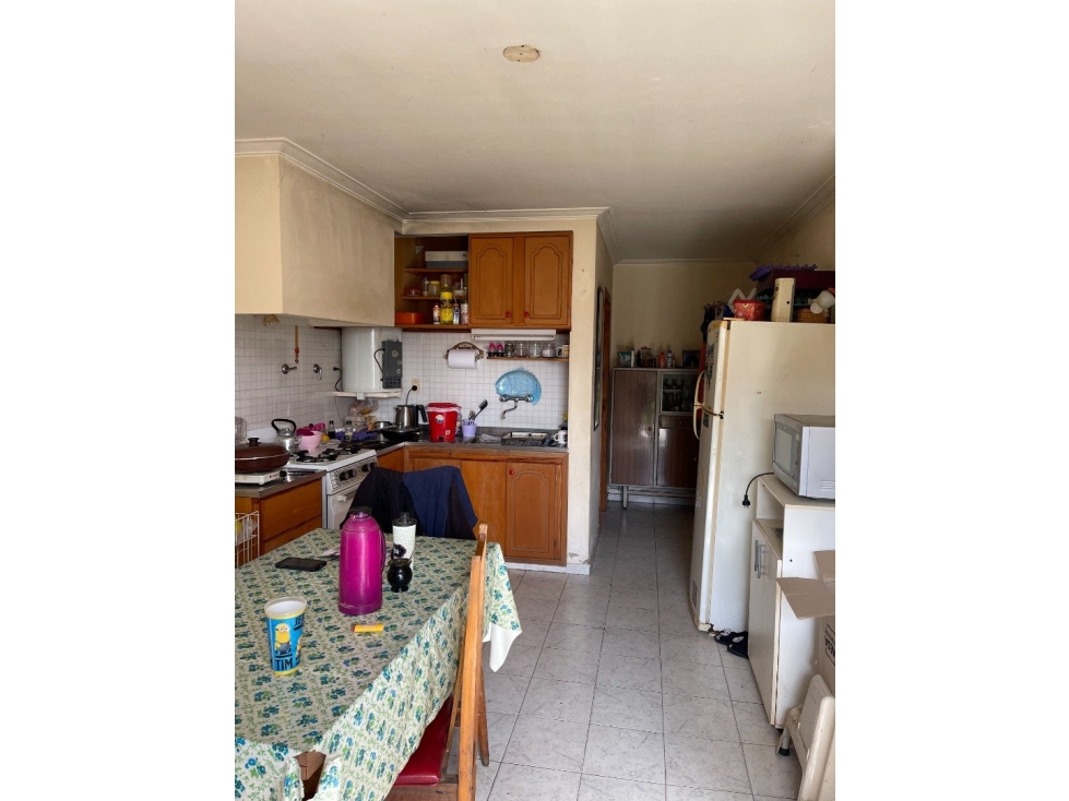 casa con galpon taller - 2