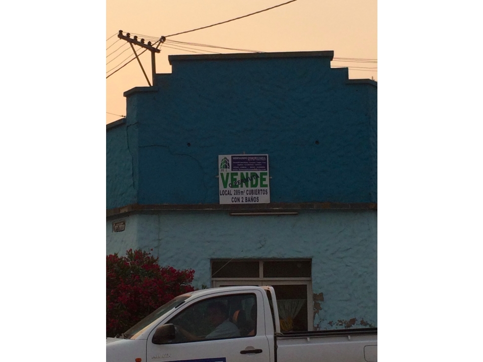 local en el puerto de necochea Av. 10 y Av. 59 - 2