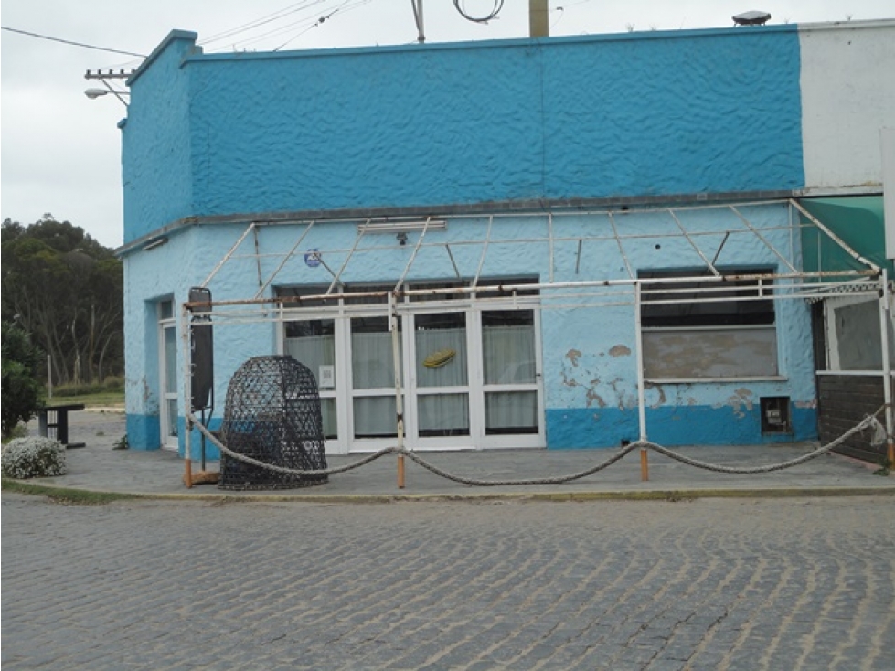 local en el puerto de necochea Av. 10 y Av. 59 - 6