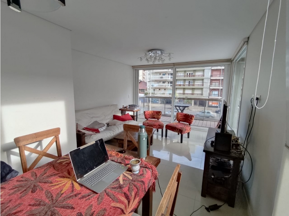 VENTA DPTO 3 AMB FRENTE C/BALCÓN, COCH, BAUL, GIM, PISCINA, QUINCHO.