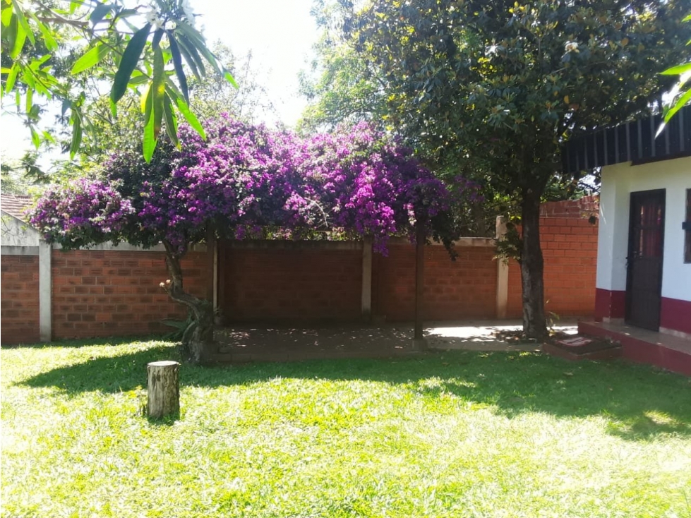 CASA FRENTE AL HOTEL MAITEI, BARRIO PELLEGRINI - 6