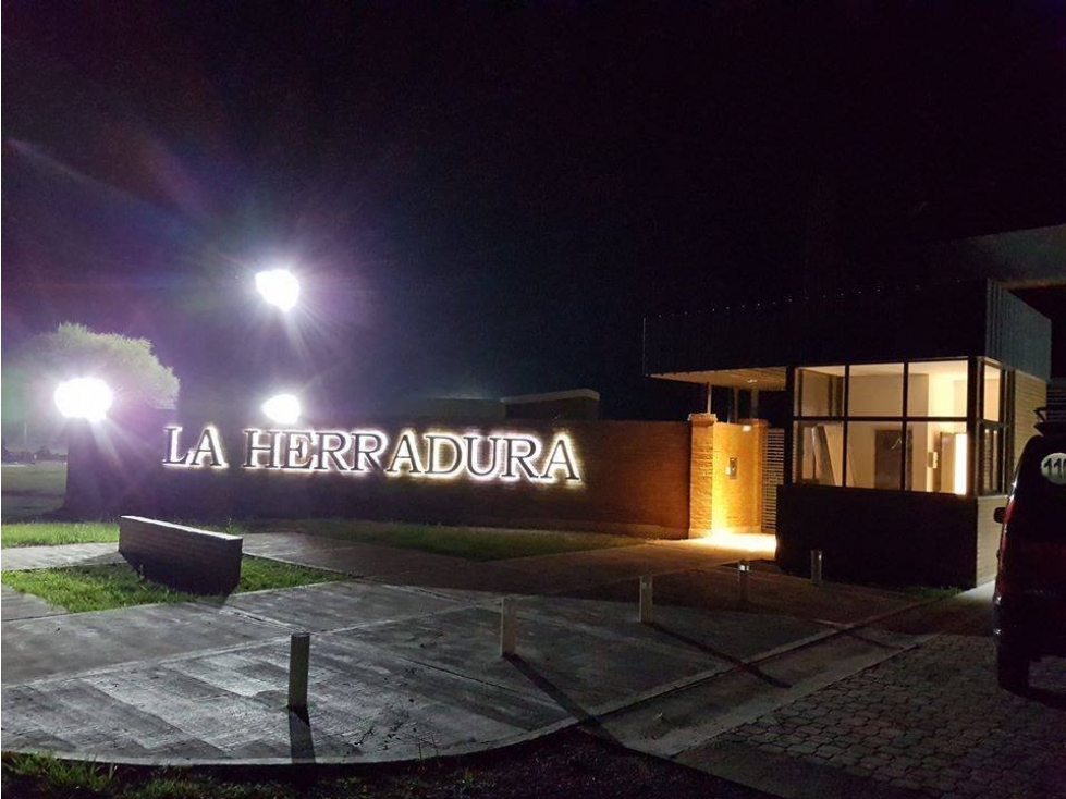 Barrio cerrado La Herradura. Últimos lotes disponibles! - 5