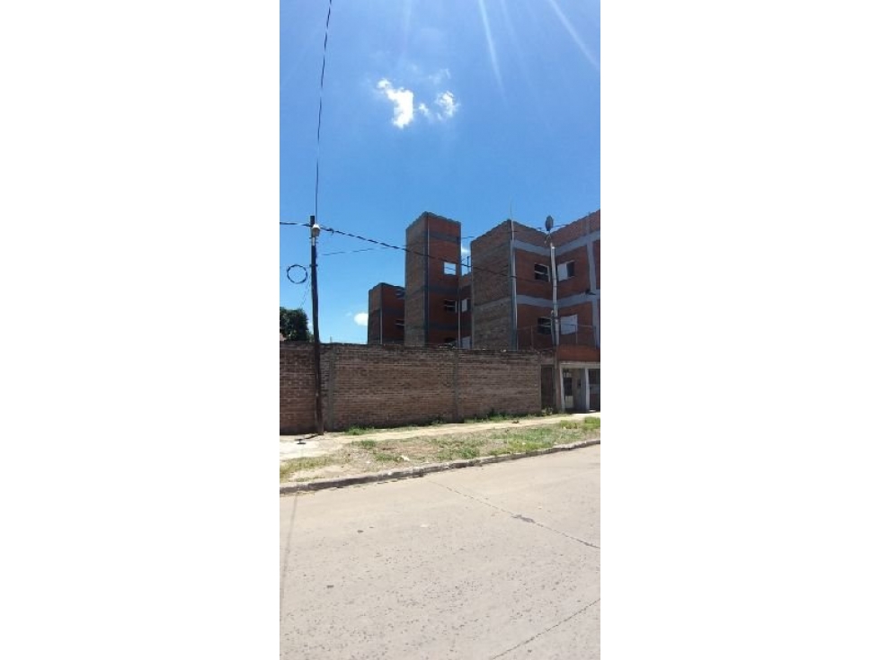 Terreno 10x30 sobre asfalto a minutos del centro! - 2