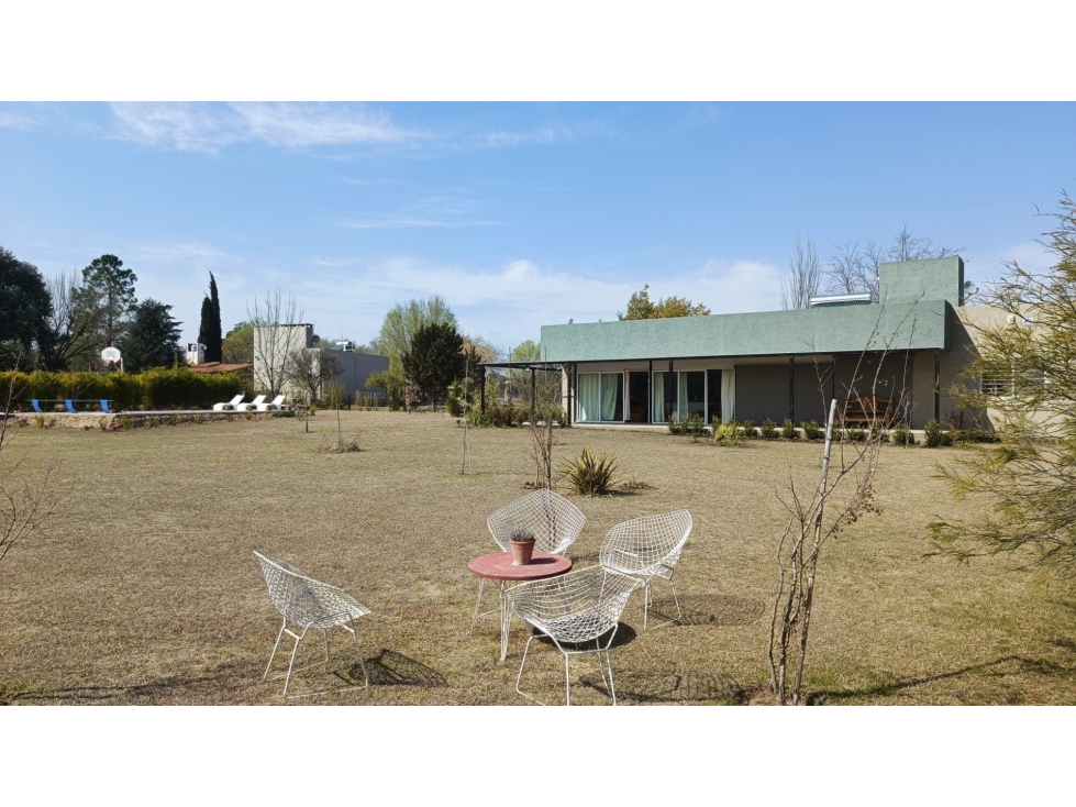 SE VENDE CASA EN EL CORCOVADO - VALLE DE CALAMUCHITA - 2