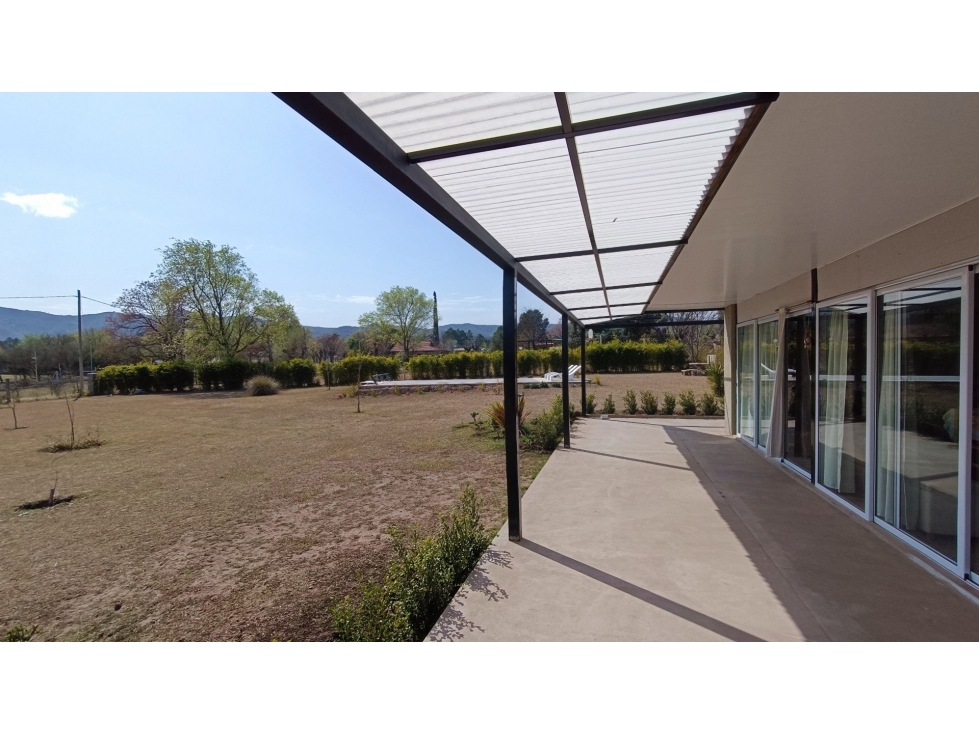 SE VENDE CASA EN EL CORCOVADO - VALLE DE CALAMUCHITA - 3