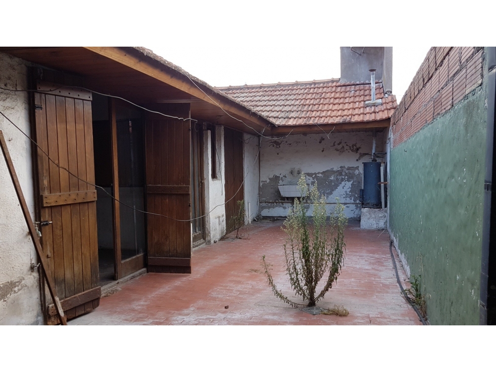 Chalet 3 amb. con parque - Rafael del Riego y Av. Vertiz - 3