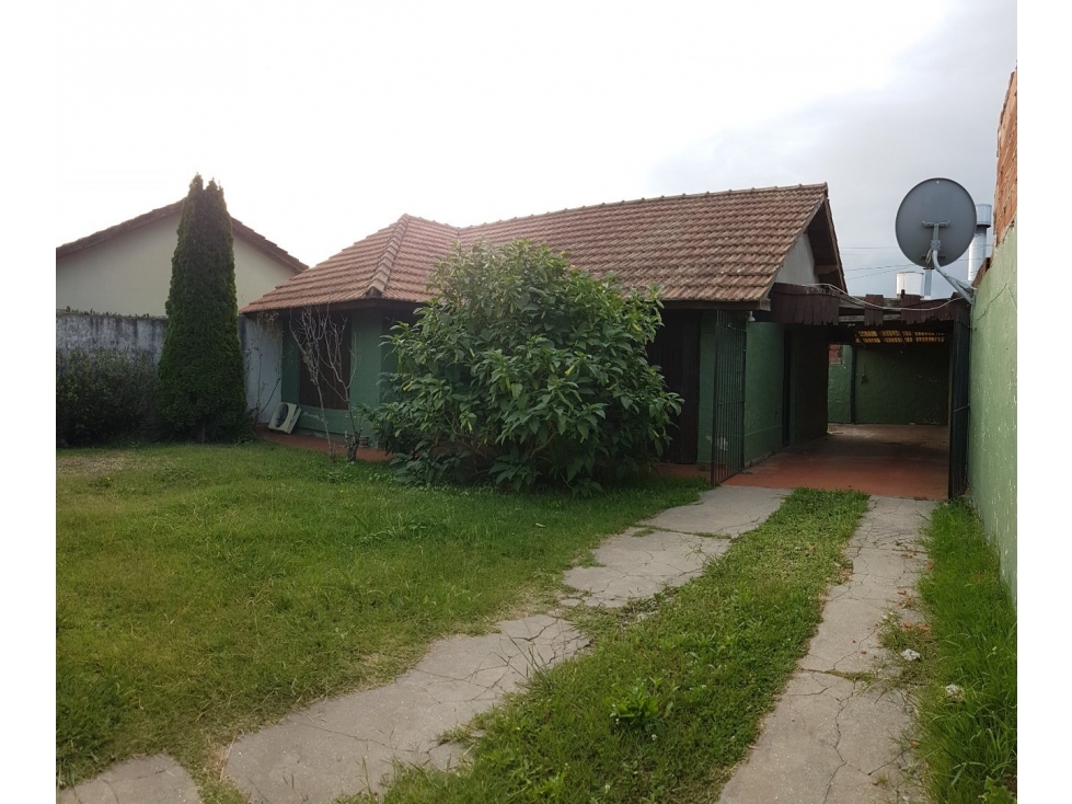 Chalet 3 amb. con parque - Rafael del Riego y Av. Vertiz - 6