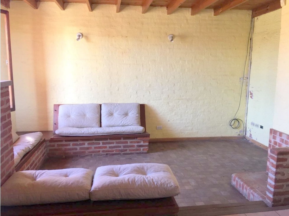 Chalet 4 amb. con parque y garage - Rosales y Dellepiane — foto 4
