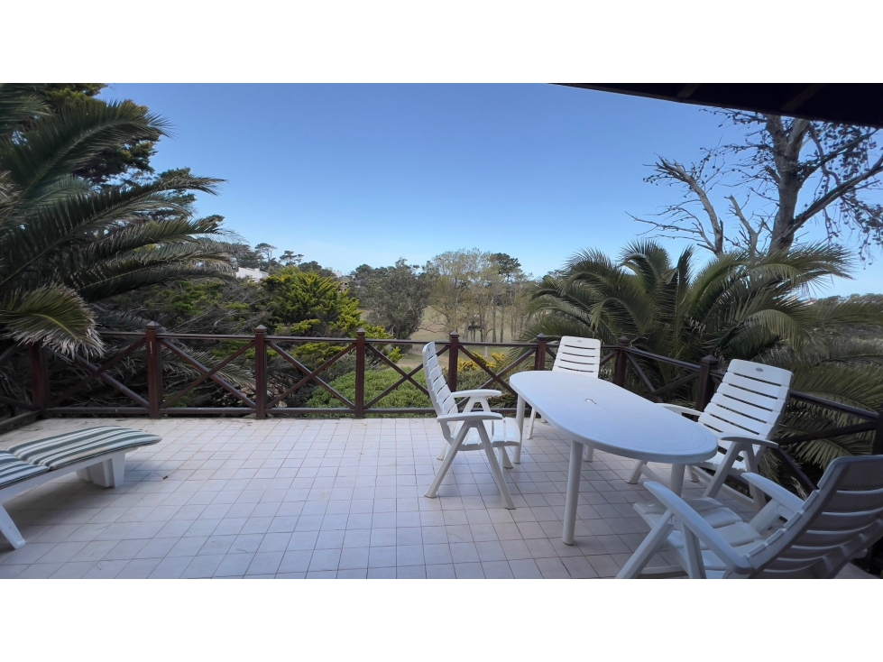 3 DORMITORIOS (2 SUITES) EN EL GOLF — foto 6