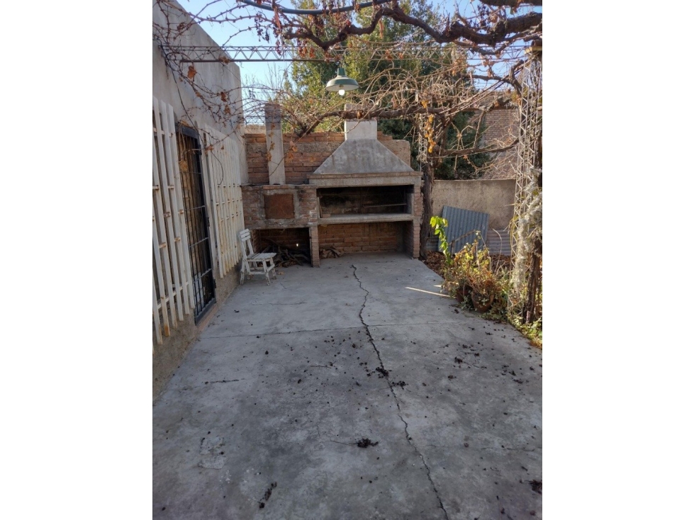 VENDO PROPIEDAD CUADRO NACIONAL SAN RAFAEL MENDOZA - 2