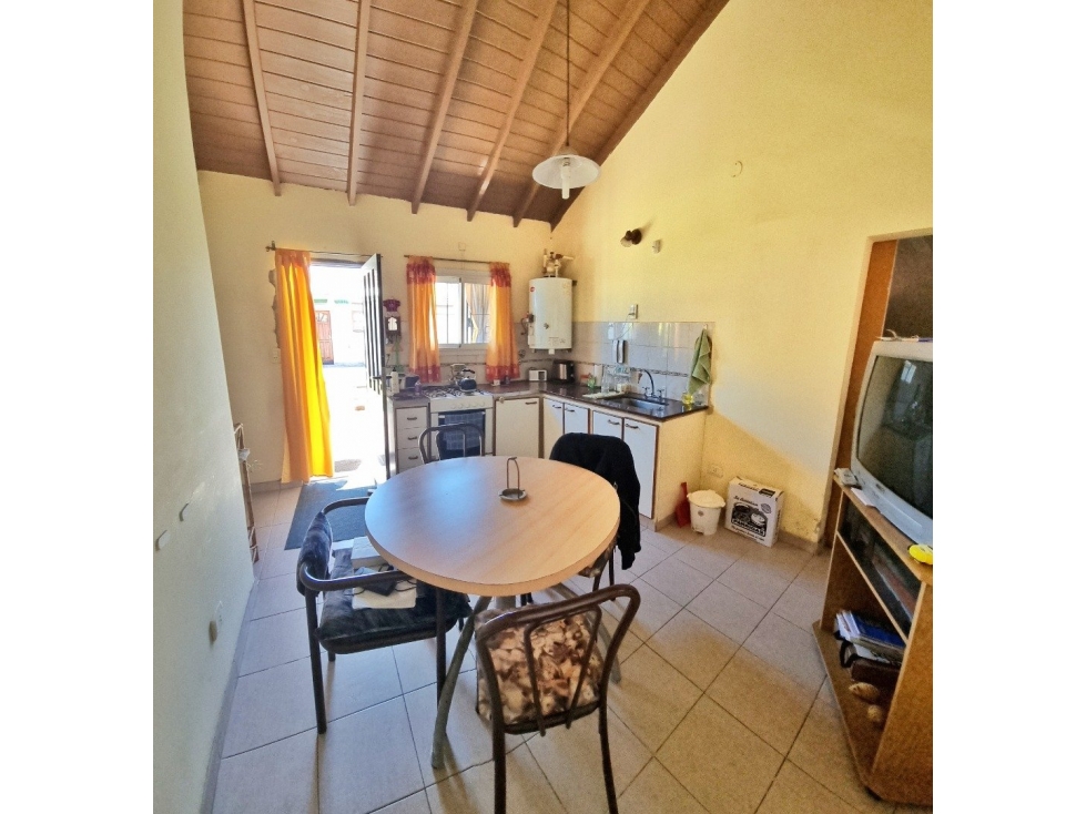 En block 2 Chalet de 2 amb. c/u con parque - Casildo Villar y Carasa - 4