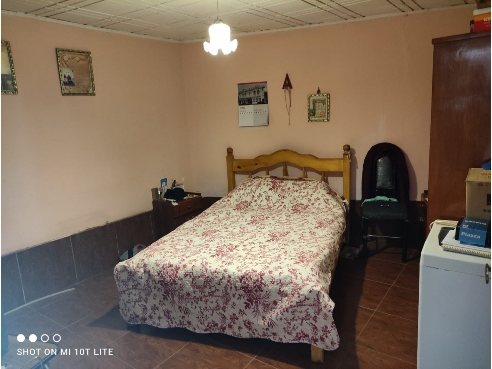 VENTA DE CASA DE MATERIAL EN VILLA HIPÓDROMO, GODOY CRUZ- MZA. - 5