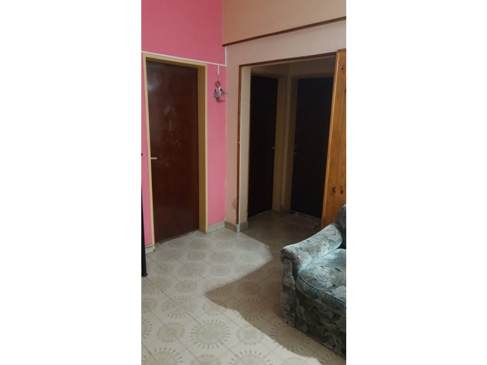 BARRIO SAN CARLOS, CALLE ALAGON — foto 3
