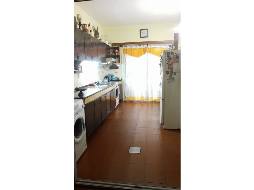 BARRIO SAN CARLOS, CALLE ALAGON — foto 5