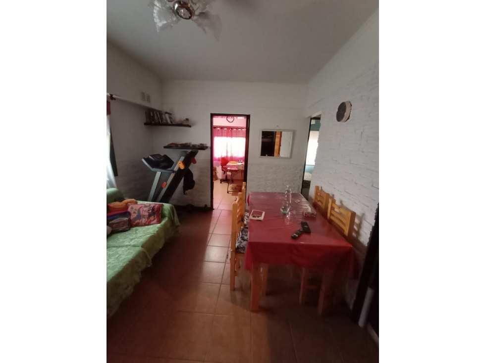 EIZAGUIRRE CASI AVDA PERON — foto 2