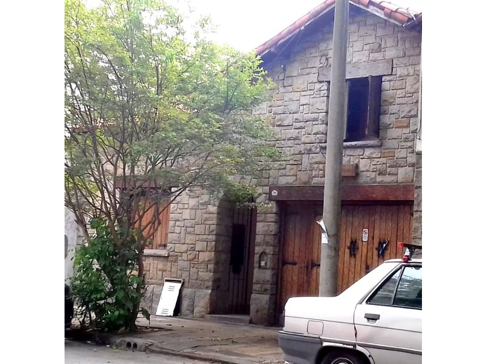 CHALET EN PH DE ESTILO A RECICLAR O DEMOLER.