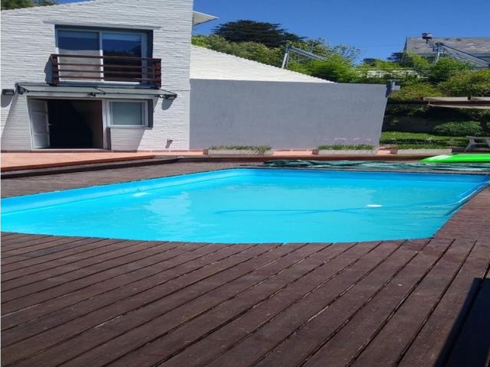 ALQUILER y VENTA / CHALET CON GAS NATURAL / SIERRA DE LOS PADRES — foto 2