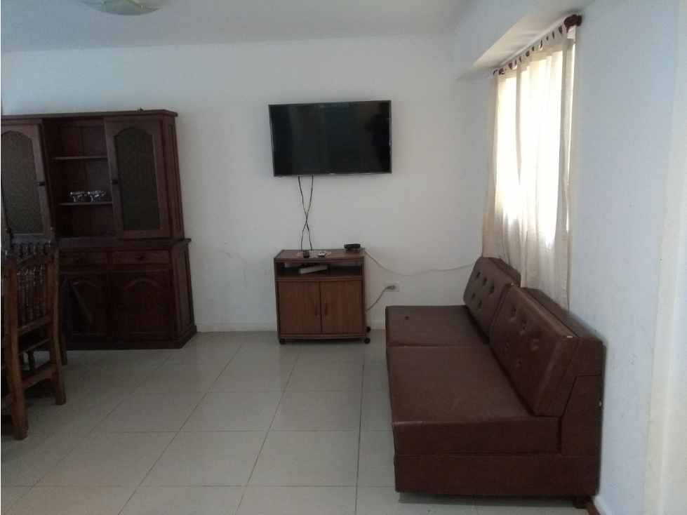 ** 3 ambientes muy amplios. Quincho z/ Paseo Aldrey - Mar del Plata — foto 5