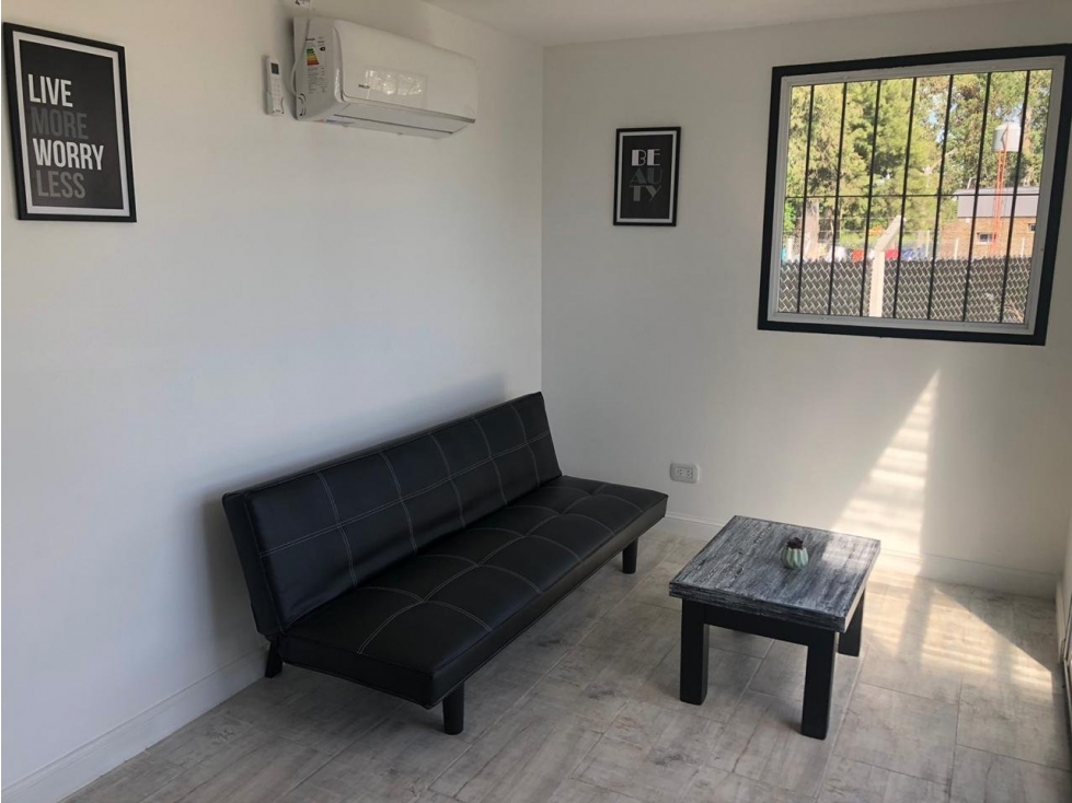 VENTA - CASA QUINTA BARRIO LORETO - JÁUREGUI - 2 AMBIENTES - 6