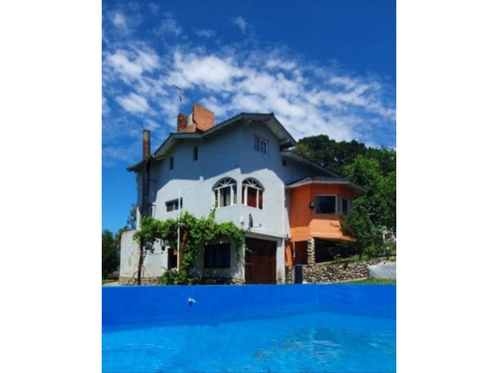 CASA 7 AMB CON PISCINA SIERRA DE LOS PADRES APTO CRÉDITO