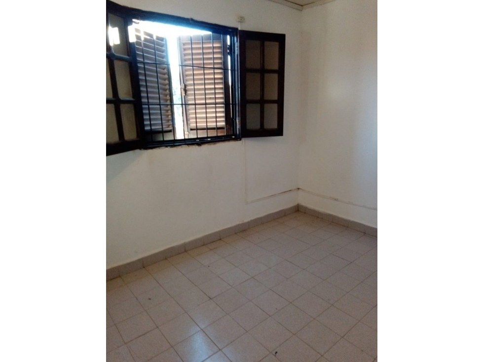 CASA EN CALLE ROLDAN 855 (RETASADA) - 3