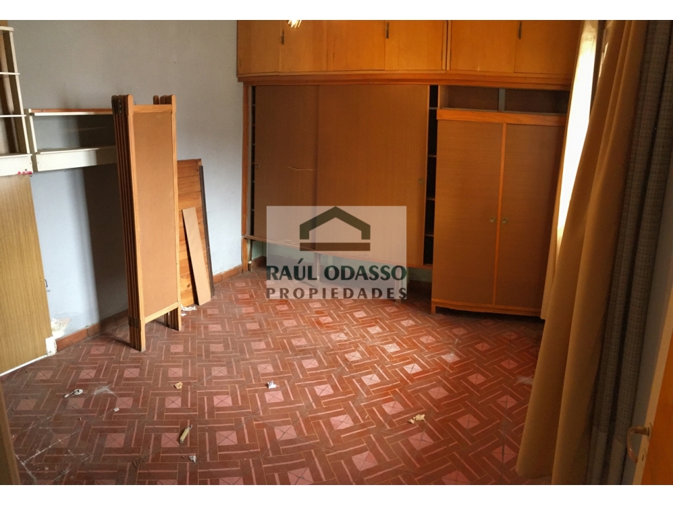 Esquina en Barrio Residencial - 5