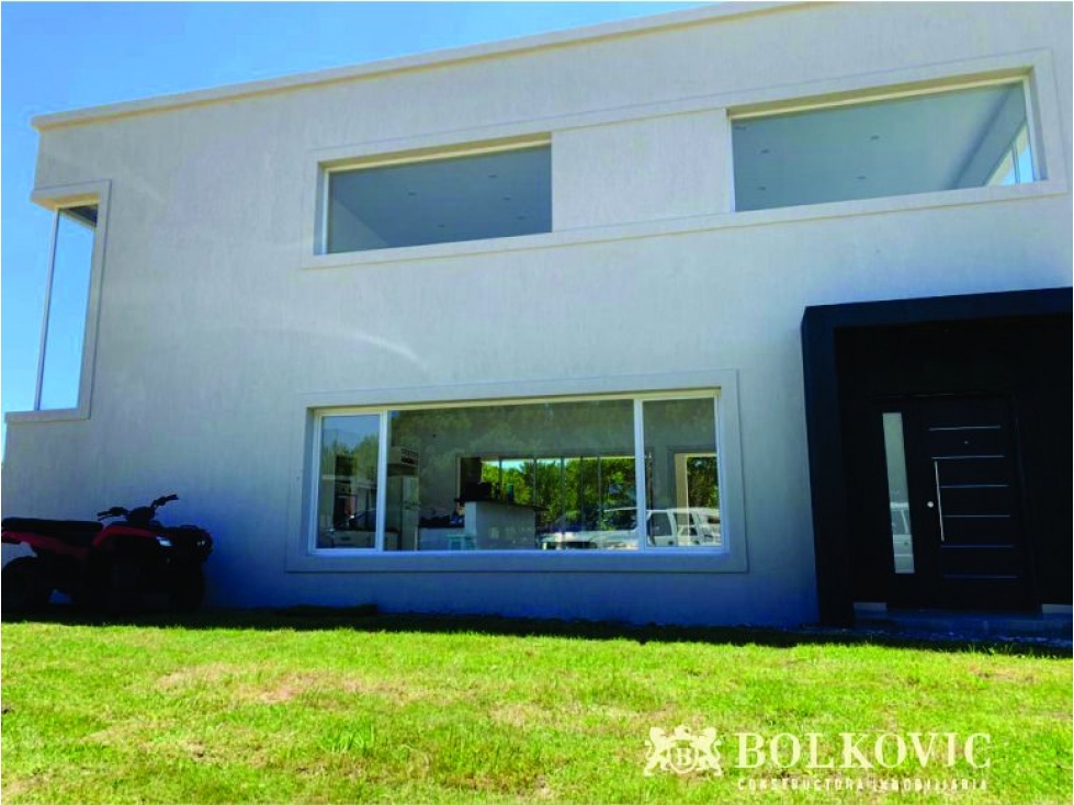 Casa en venta Costa Esmeralda Golf II, 3 dorm. parrilla