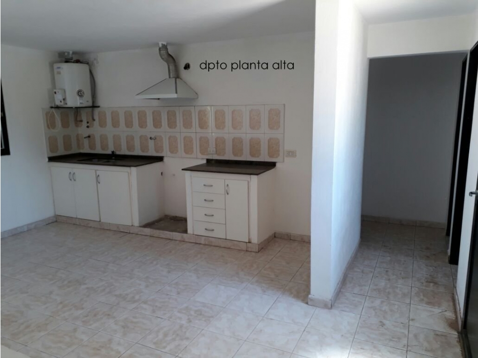 B° LICEO. COMPRA 4 DPTOS CON UN SOBRANTE DE TERRENO — foto 3