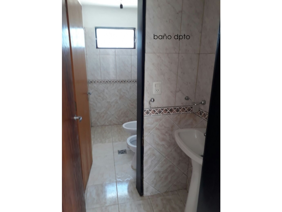 B° LICEO. COMPRA 4 DPTOS CON UN SOBRANTE DE TERRENO — foto 5
