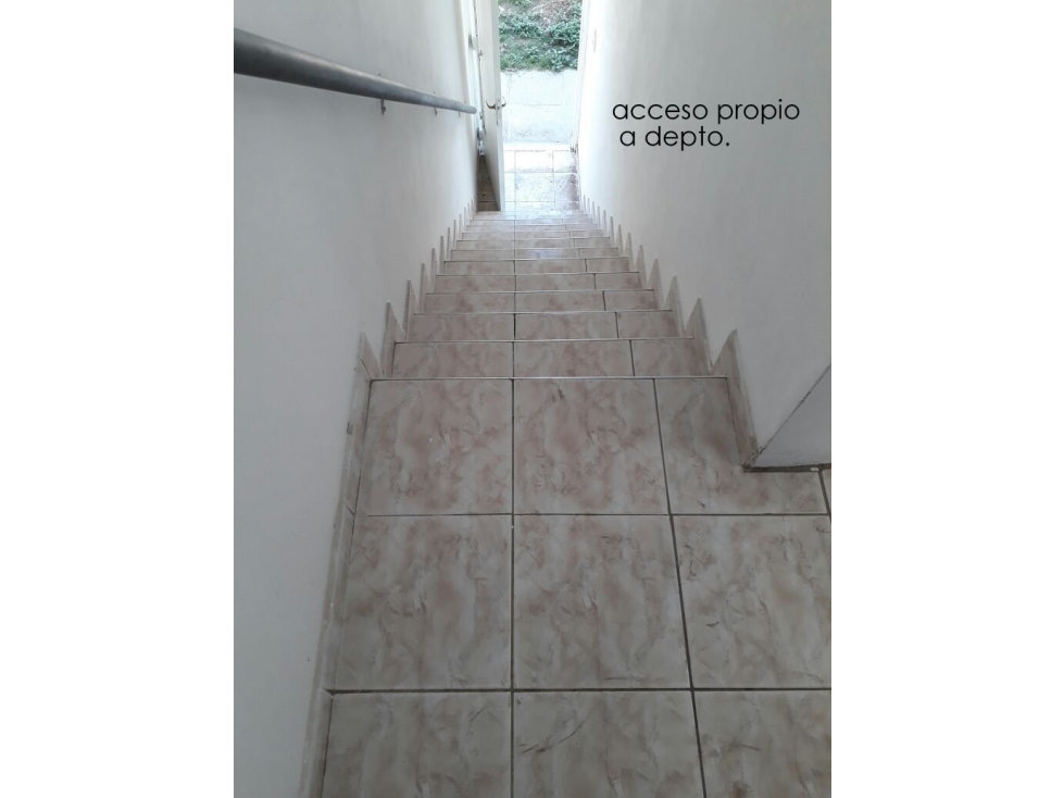 B° LICEO. COMPRA 4 DPTOS CON UN SOBRANTE DE TERRENO — foto 6