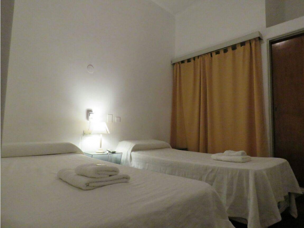VENDO HERMOSO HOTEL A METROS DEL CENTRO, VILLA CARLOS PAZ - 5