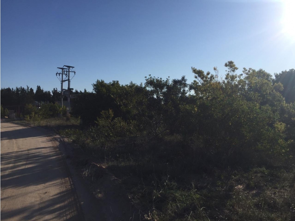SENDEROS IV 423 - COSTA ESMERALDA - LOTE EN VENTA. - 2