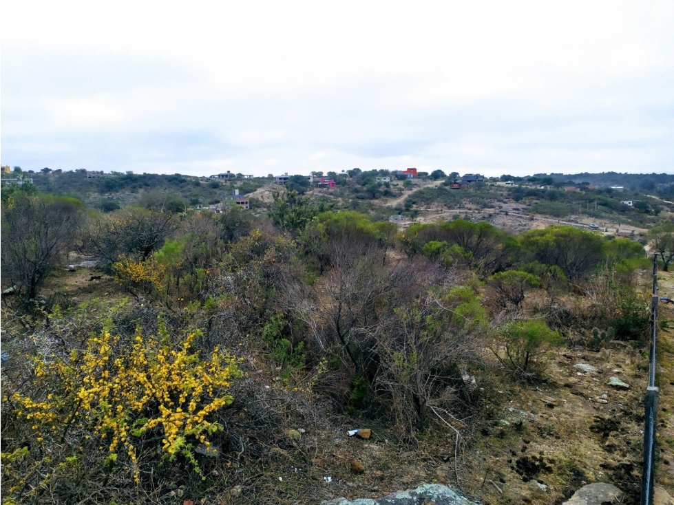 Villa Flor Serrana. Tanti Lote con servicios y escritura a mts del río - 5