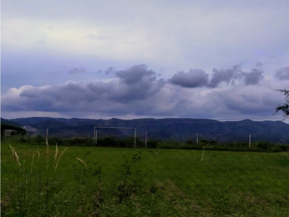 Excelente terreno 2500 m2, vista al Lago. Va. Parque Siquiman - 3