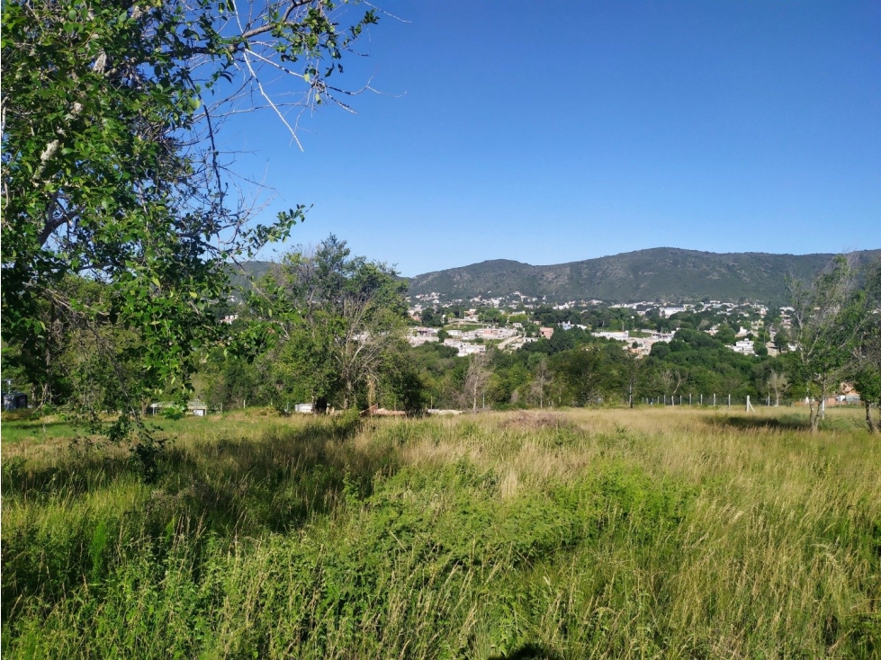 !Imperdible! Lote plano, con vista, Escritura. Altos de Carlos Paz. - 2