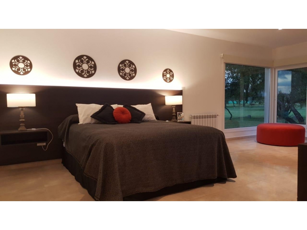 VENTA HERMOSA PROPIEDAD A ESTRENAR B°PRIVADO CAUSANA — foto 3