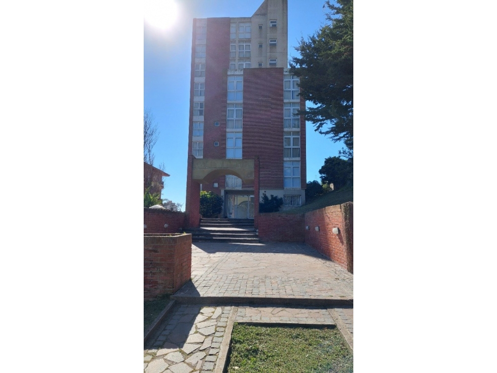 Edificio Pinar Gesell piso 2C