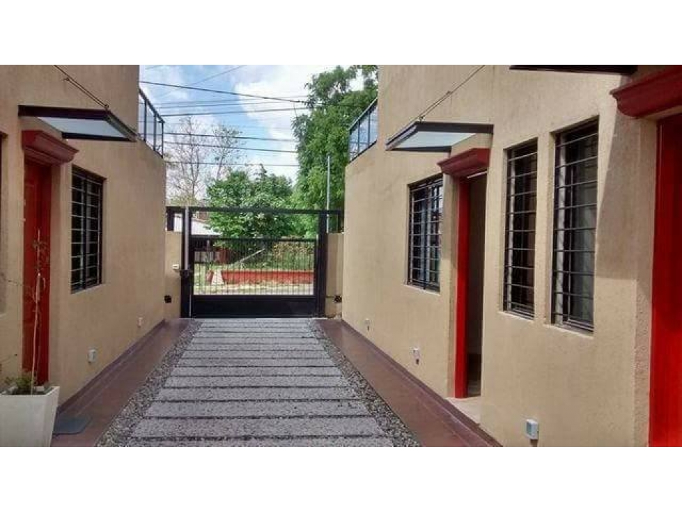 PRECIO REBAJADO - DUPLEX SANTA RITA CON COCH Y PATIO