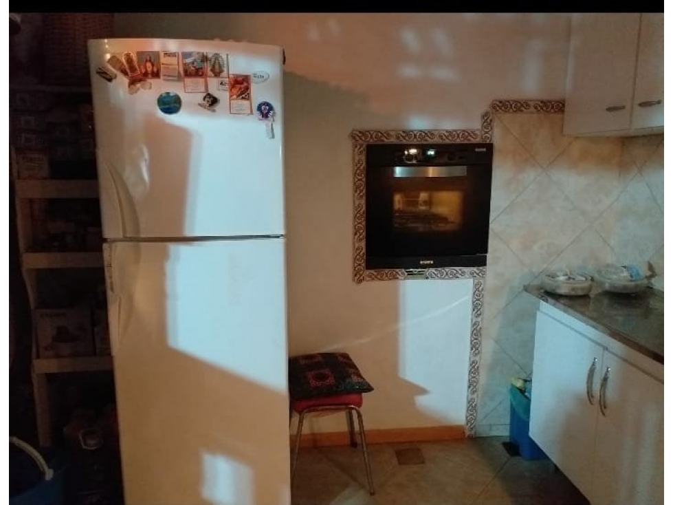 Venta de casa con pileta y dos dúplex en Monte Hermoso - 5